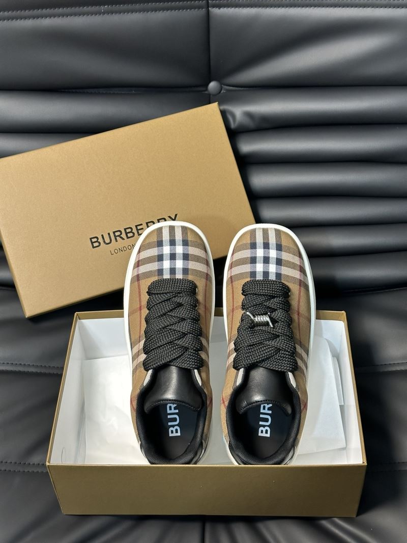 Burberry Low Shoes